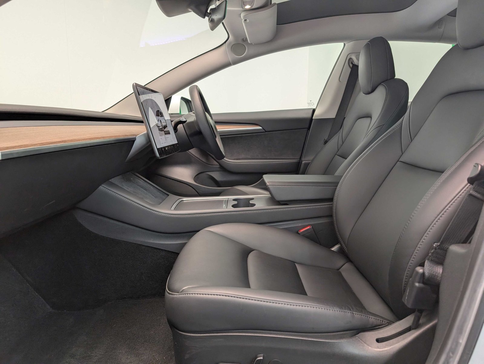 2023 Tesla Model 3 - 3