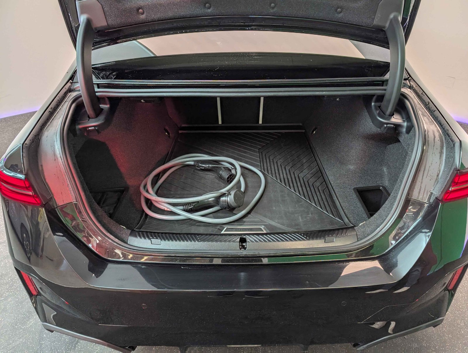 2024 BMW i5 M Sport 40 - 5